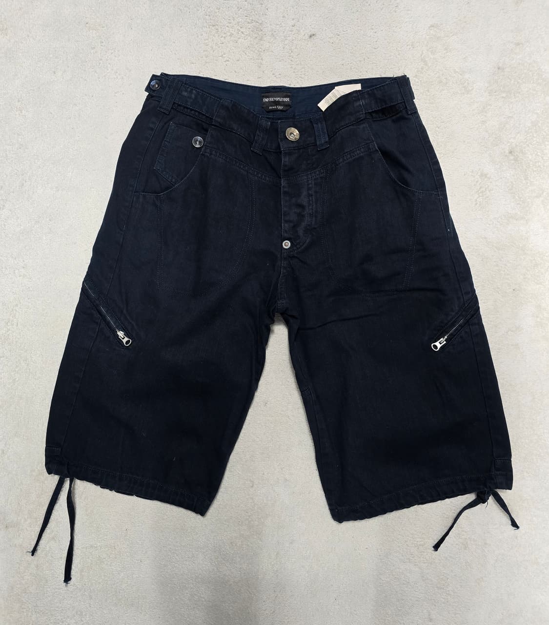 Emporio Armani 사선 집업 블랙 반바지 48사이즈 상품이미지1