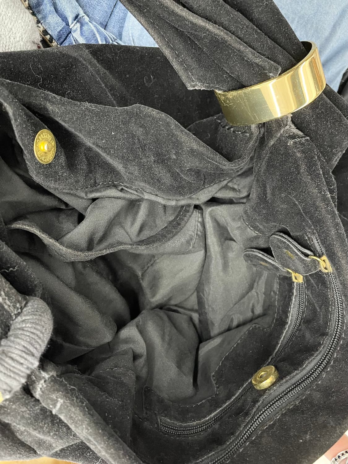 JPN 블랙 벨벳 골드 링 호보백 상품이미지7