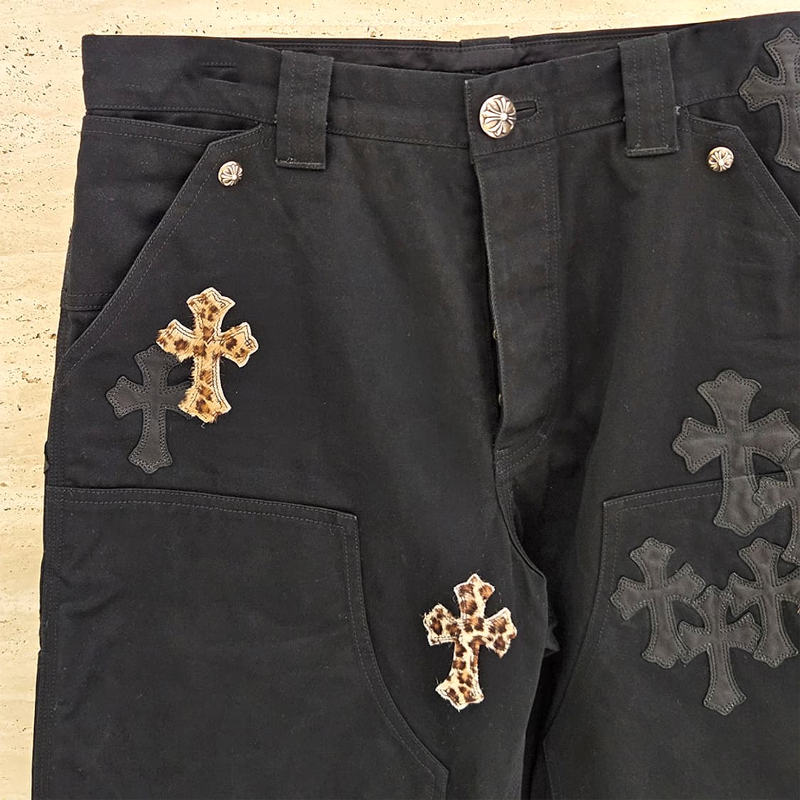 [32] 크롬하츠 레더패치 카펜터 진 블랙 B1024C245 /2250만 상품이미지3