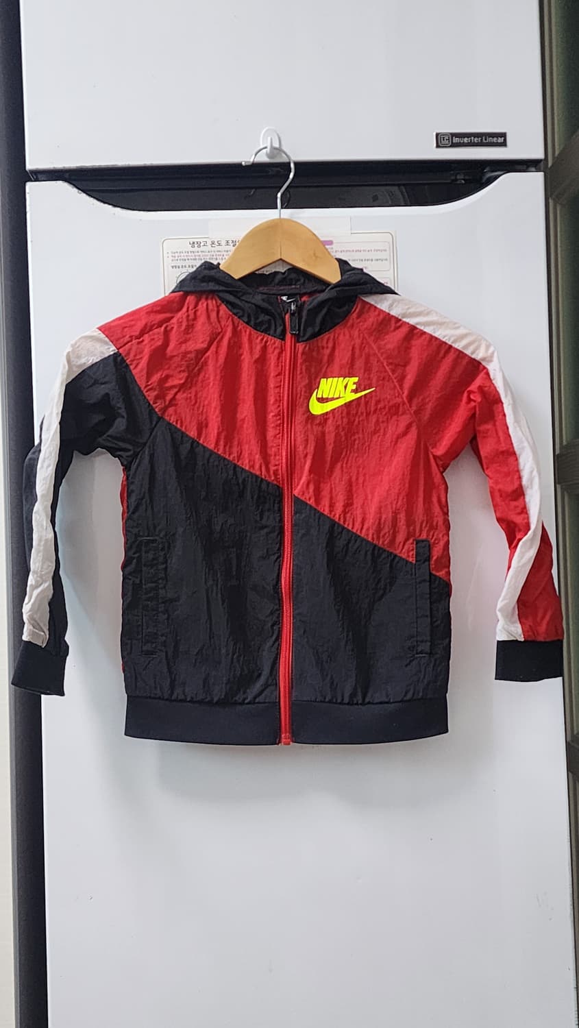 나이키 아동 바람막이 M (110-116cm) 상품이미지1