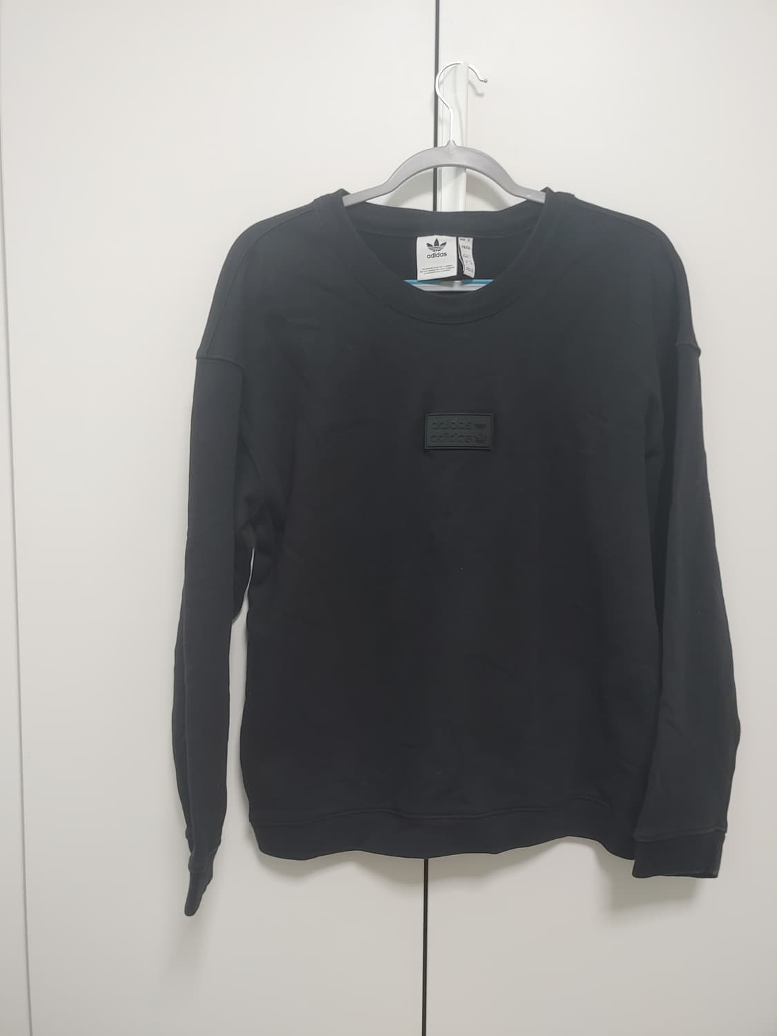 아디다스   불꽃 맨투맨-L사이즈 상품이미지1