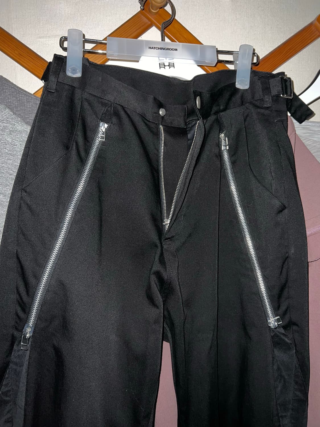 해칭룸 지퍼 팬츠 블랙 2 상품이미지2
