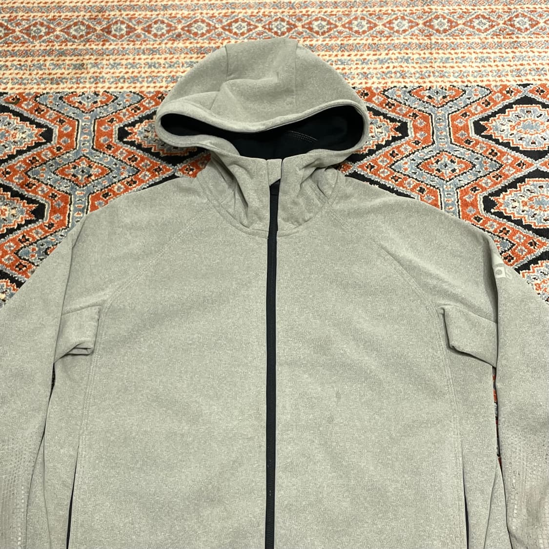 아디다스 삼각로고 베이지 테크팩 풀집업 후드집업 남성95 상품이미지2