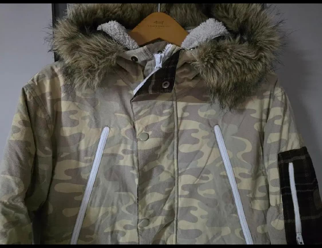 아디다스x버튼 콜라보 점퍼.   싸이즈 95 상품이미지5