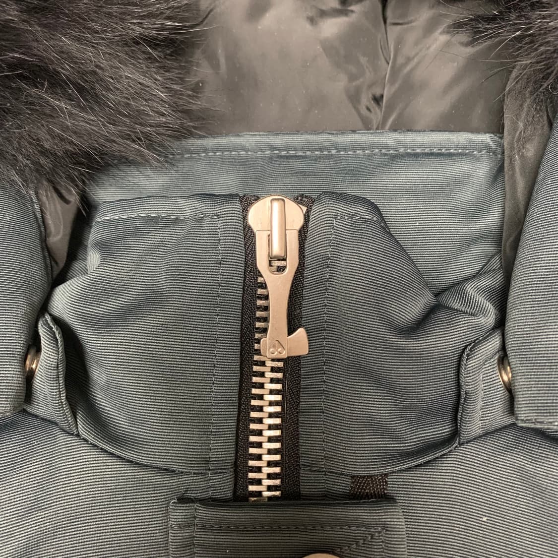 무스너클 쓰리쿼터 후드퍼 여성 패딩 상품이미지6