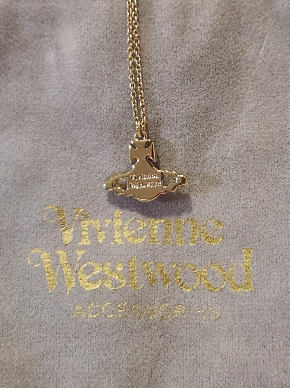 비비안웨스트우드 레나 바스릴리프 목걸이 상품이미지2