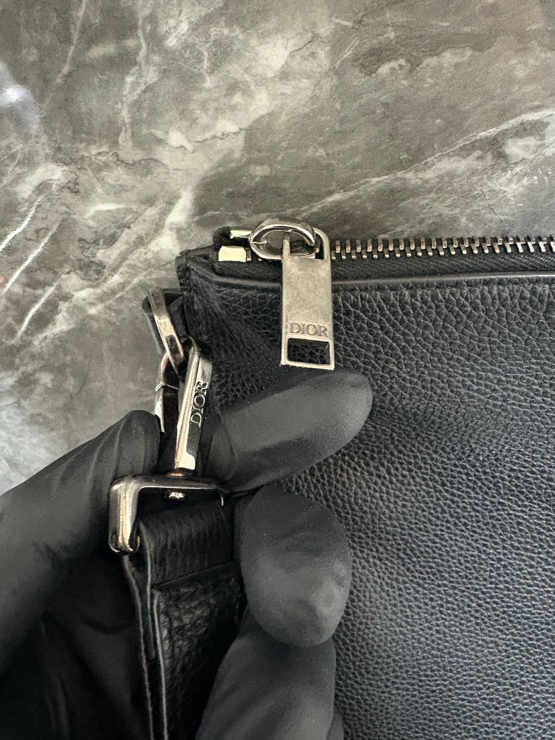 디올 A4 CD로고 레더 클러치 상품이미지2