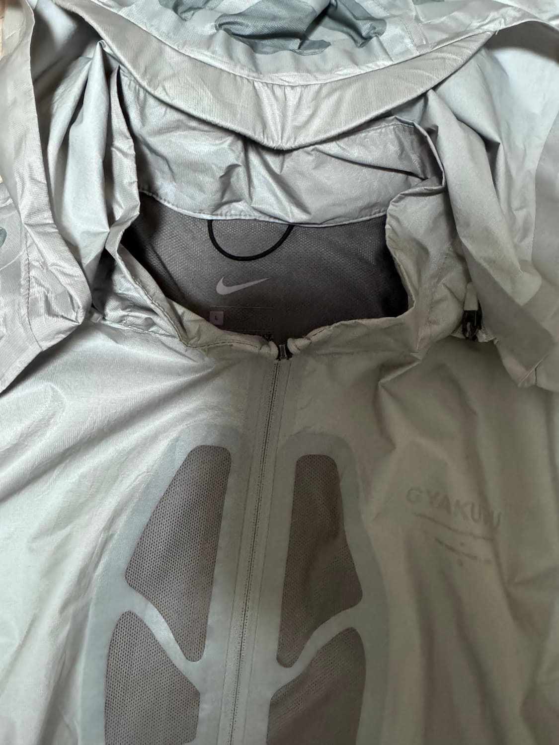 나이키 x 언더커버 갸쿠소우 gykusou 러닝 자켓 상품이미지2