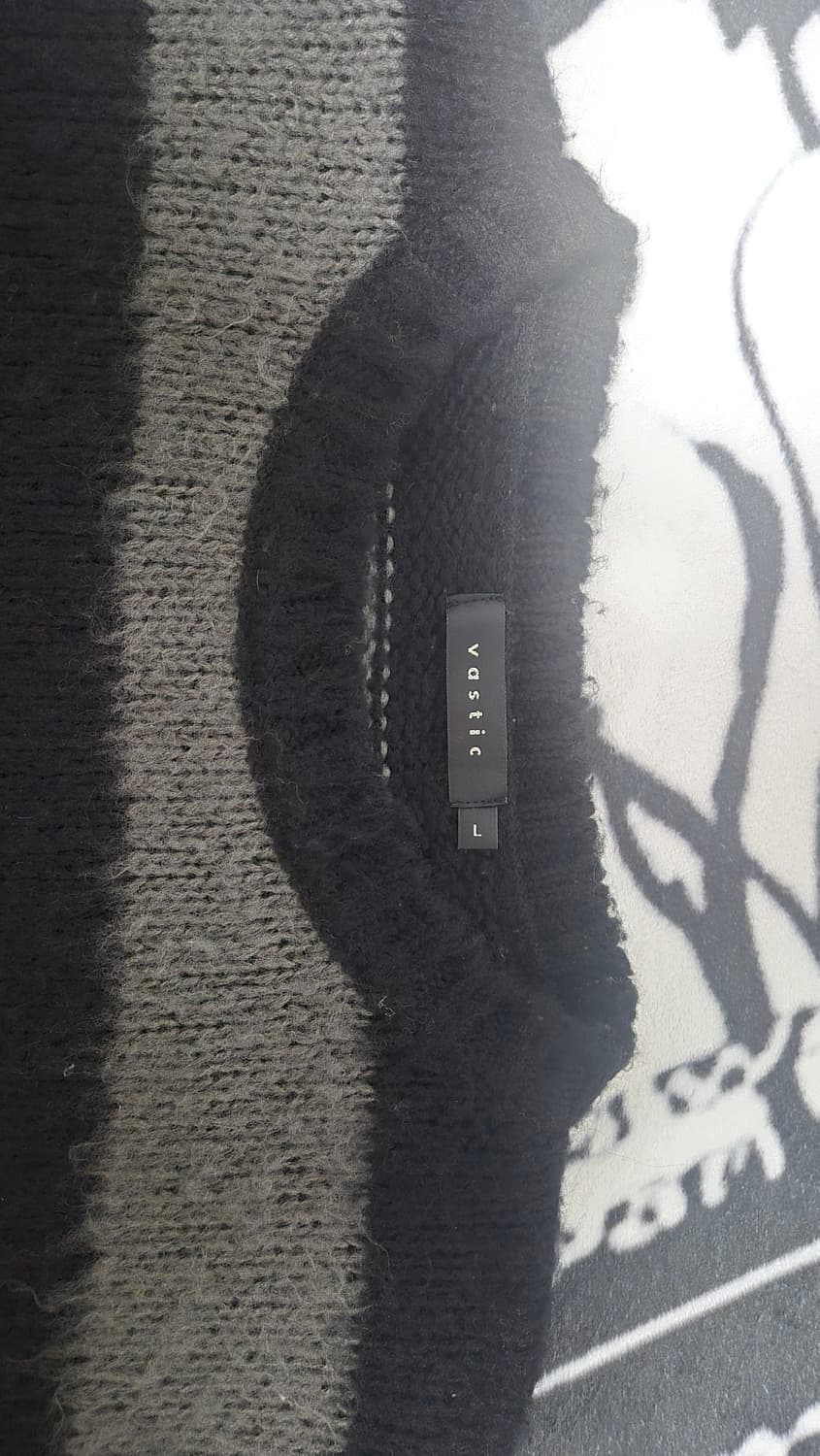 [바스틱] 브러쉬 스트라이프 니트_블랙/차콜 상품이미지4