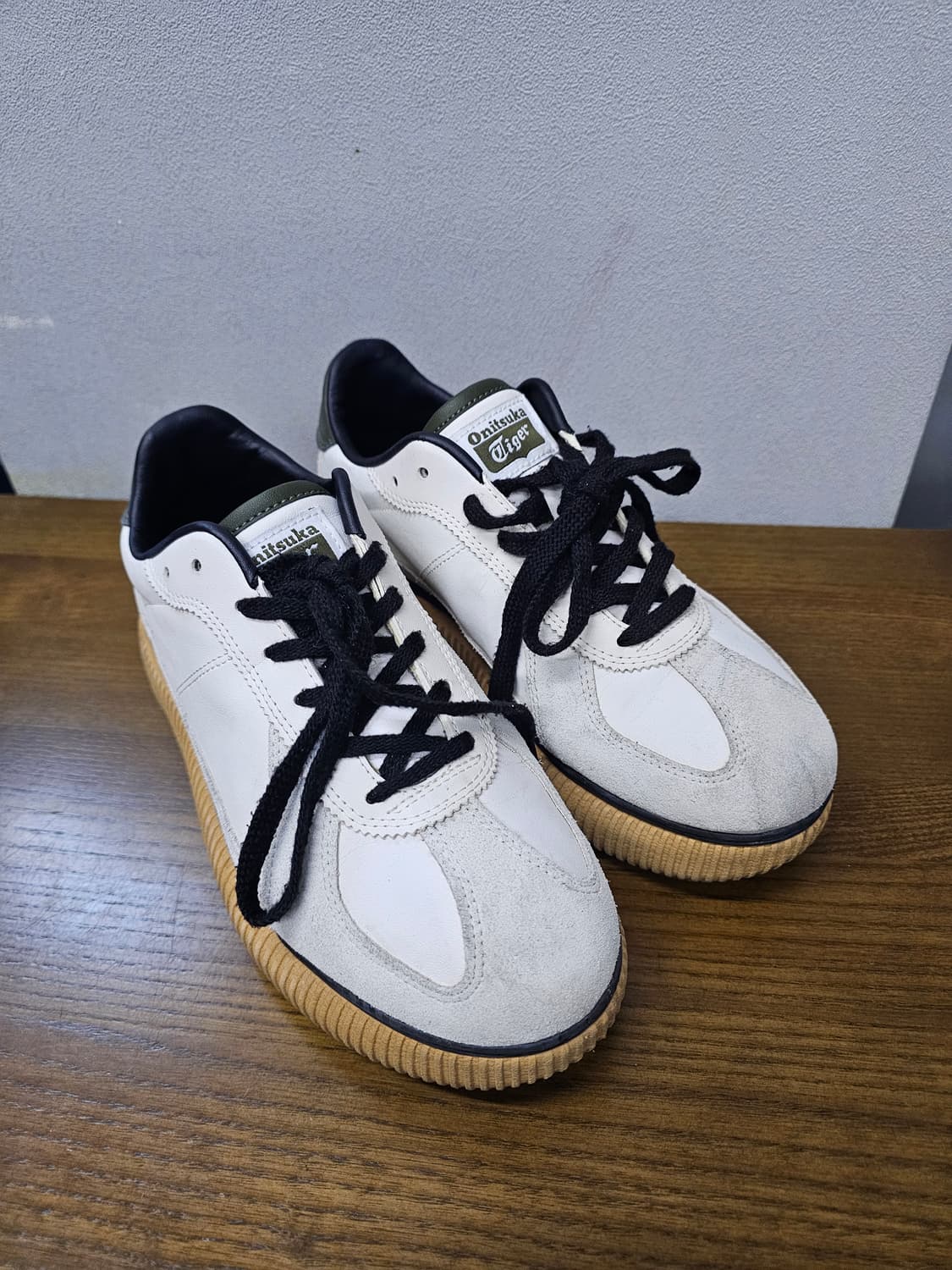 아식스 오니츠카타이거 델리시티 상품이미지3