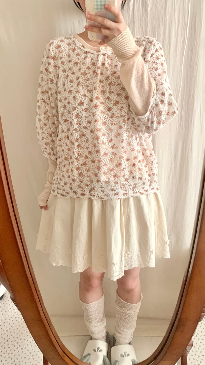 로즈 플라워 크로쉐 퍼프 블라우스 상품이미지3