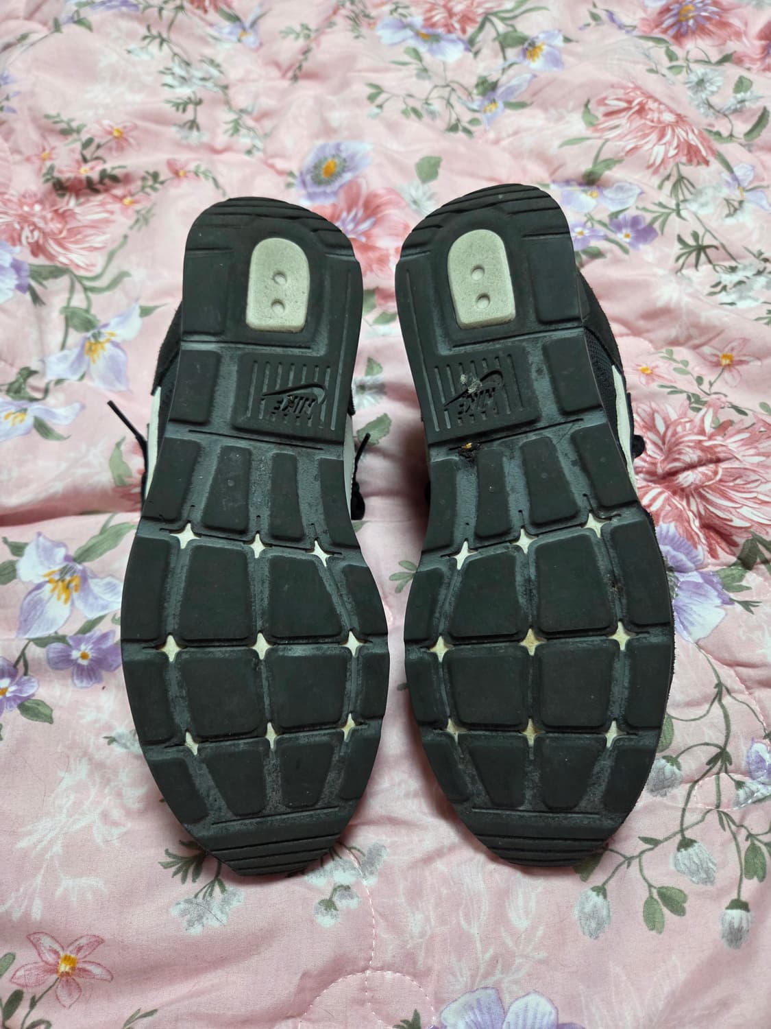 나이키 벤쳐 러너 블랙 운동화265 상품이미지6