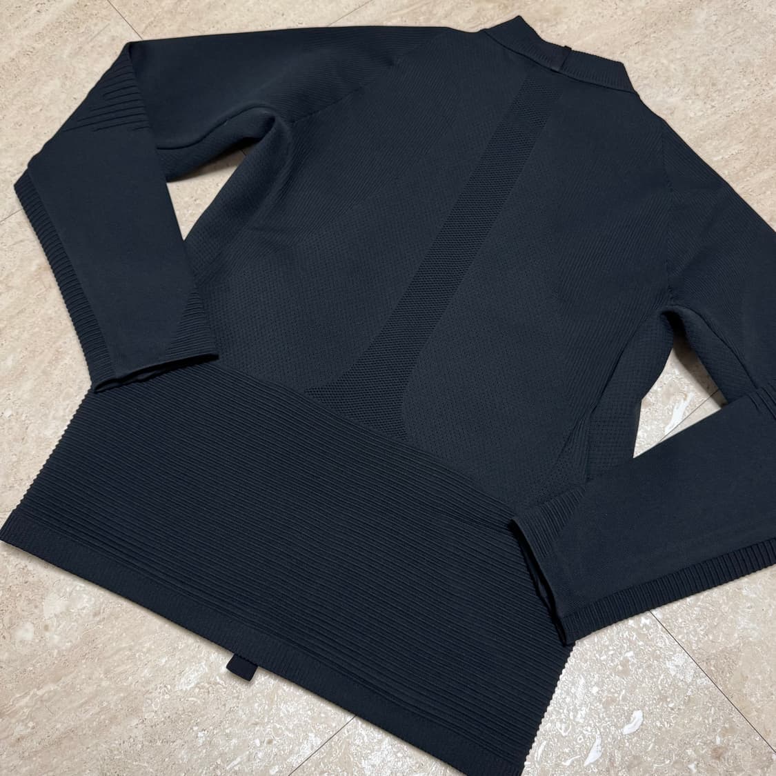 [L] 오클리 래티튜드 소어 자켓 블랙 상품이미지3