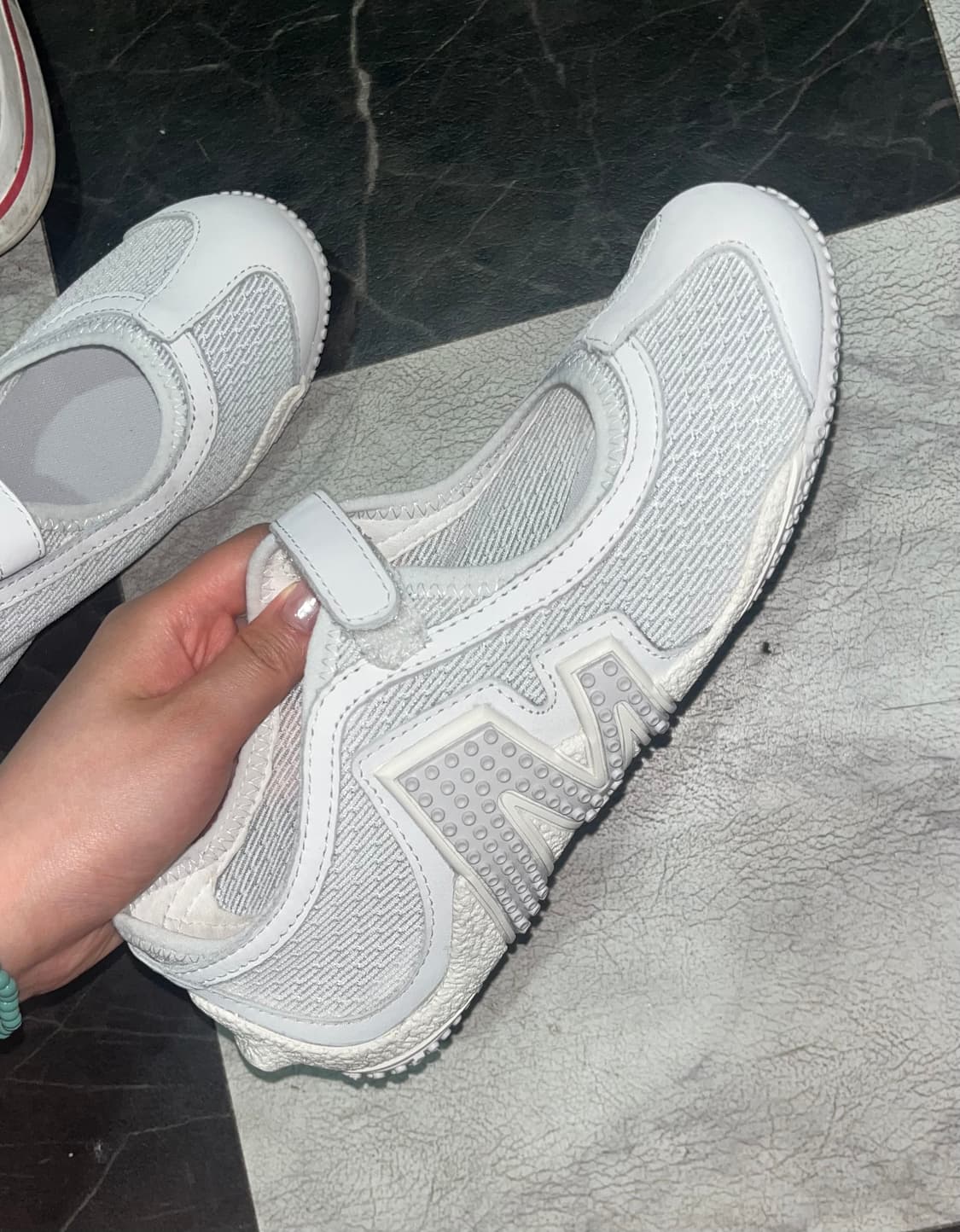 머렐(MERRELL) 릴레이 투어 메리제인 SE 화이트 235 상품이미지2