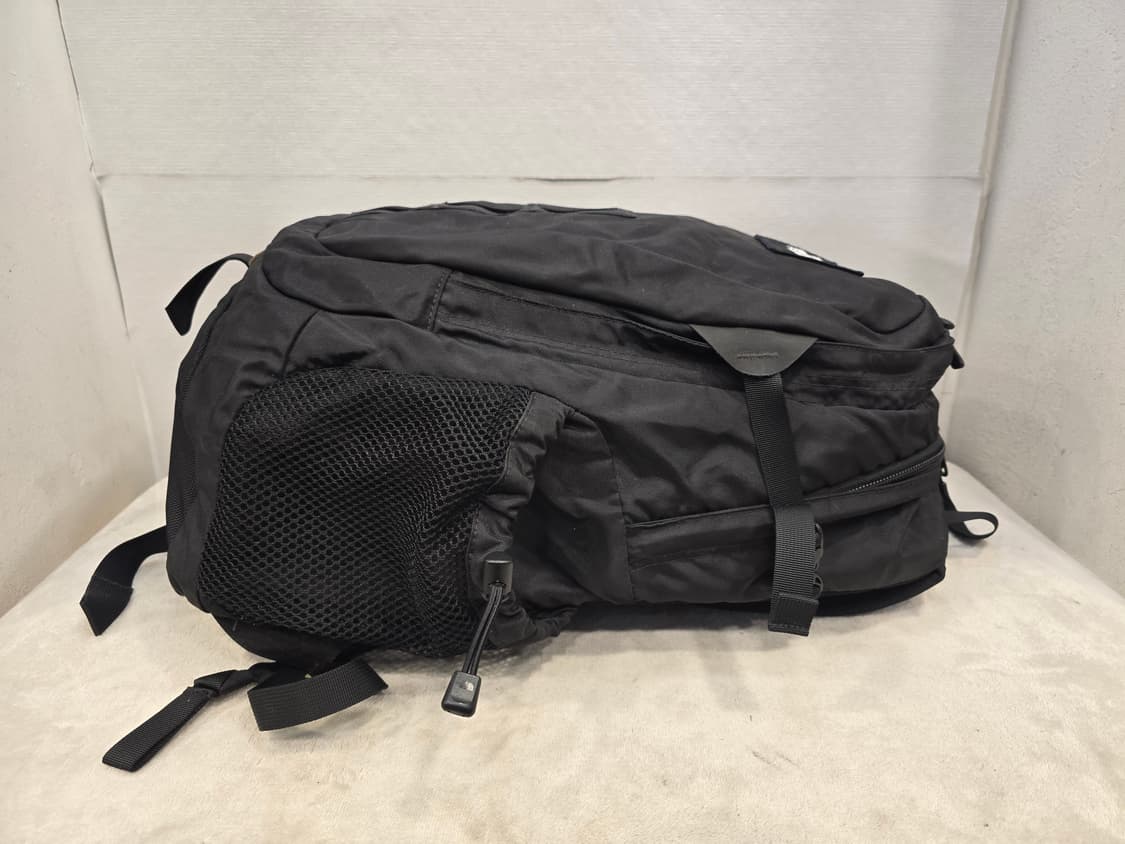 노스페이스 핫샷 백팩 30L 블랙 상품이미지3