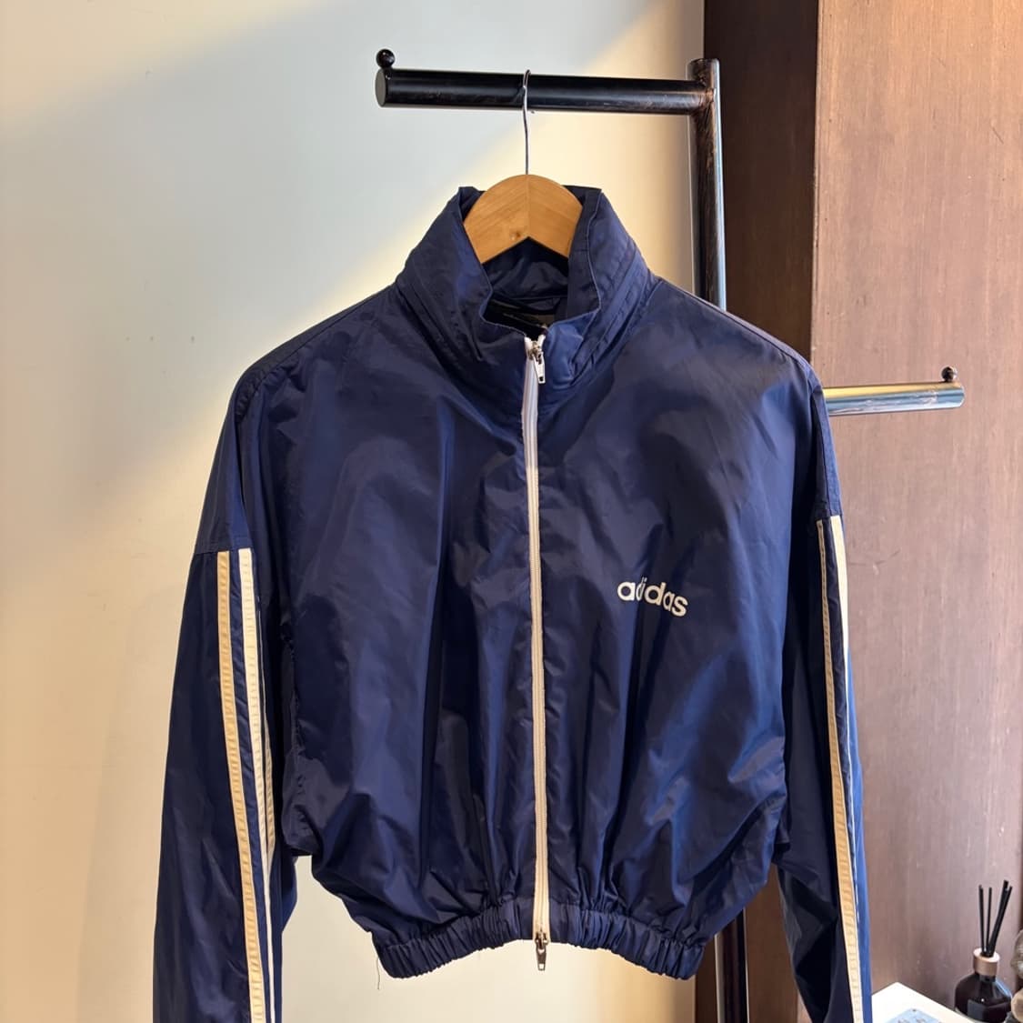 15235 - 아디다스 크롭 바람막이 자켓 상품이미지1