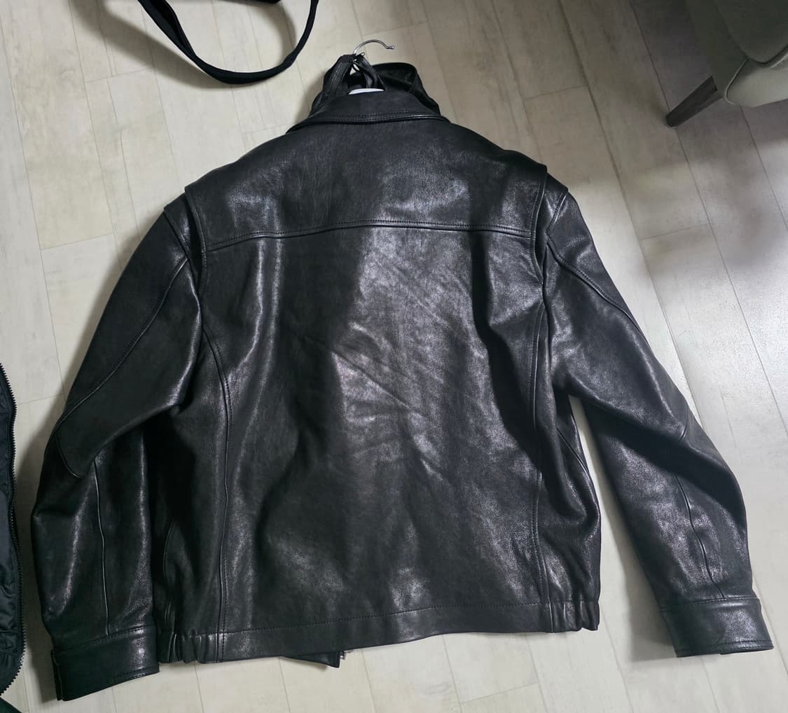 느와르라르메스 스탠다드 램스킨 자켓 50 상품이미지4