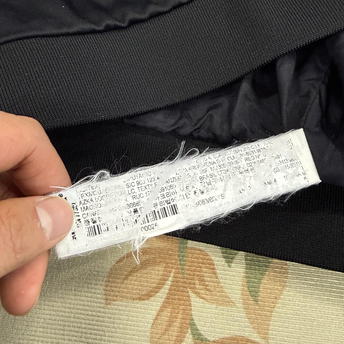 (우먼즈S)자라 ZARA 플라워 자수 봄버자켓(블랙) 상품이미지3