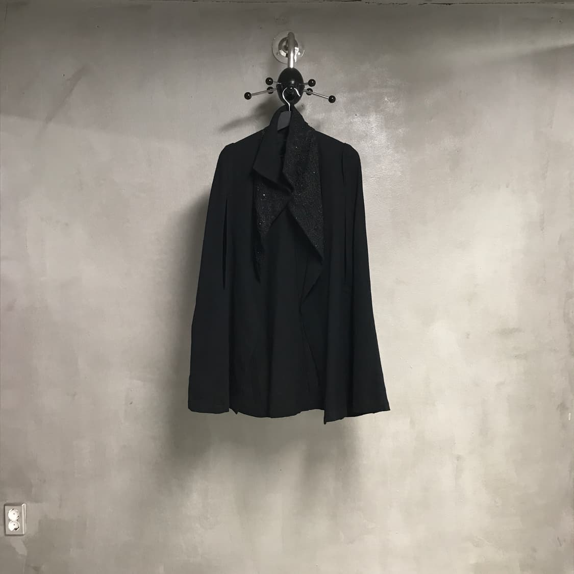 앤 드묄미스터 블랙 코트 34(W) 상품이미지5