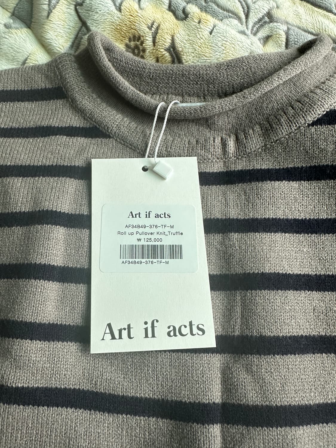새상품) 아트이프액츠 롤 업 풀오버 니트 M 사이즈 팝니다. 상품이미지1