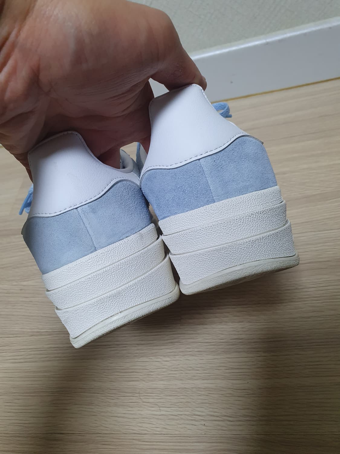 아디다스 가젤 볼드 클리어 스카이 235 상품이미지6