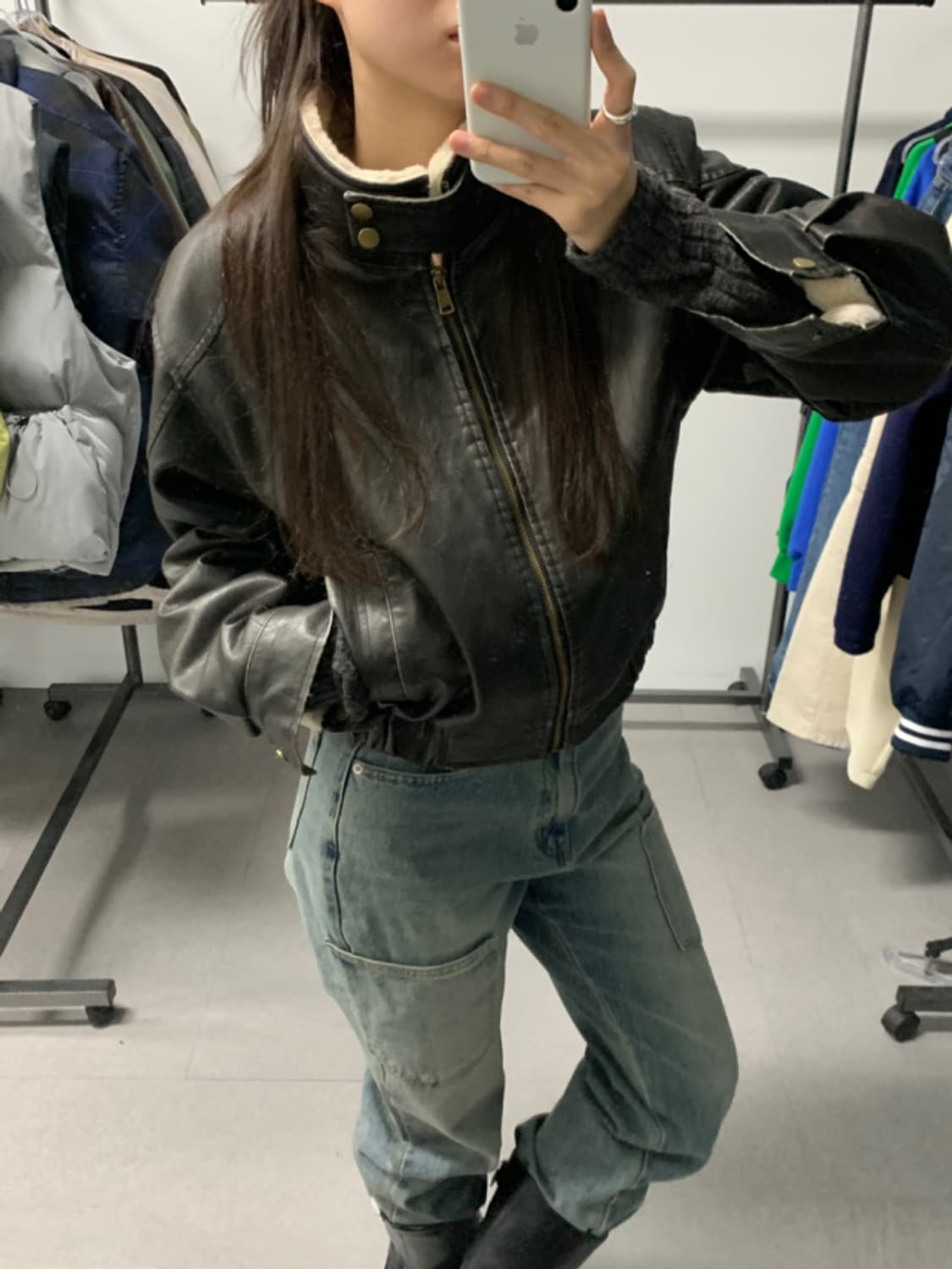 아워캐비넷 유어제이 릿킴 퍼안감 빈티지 레더 무스탕 (2번 시착) 상품이미지6