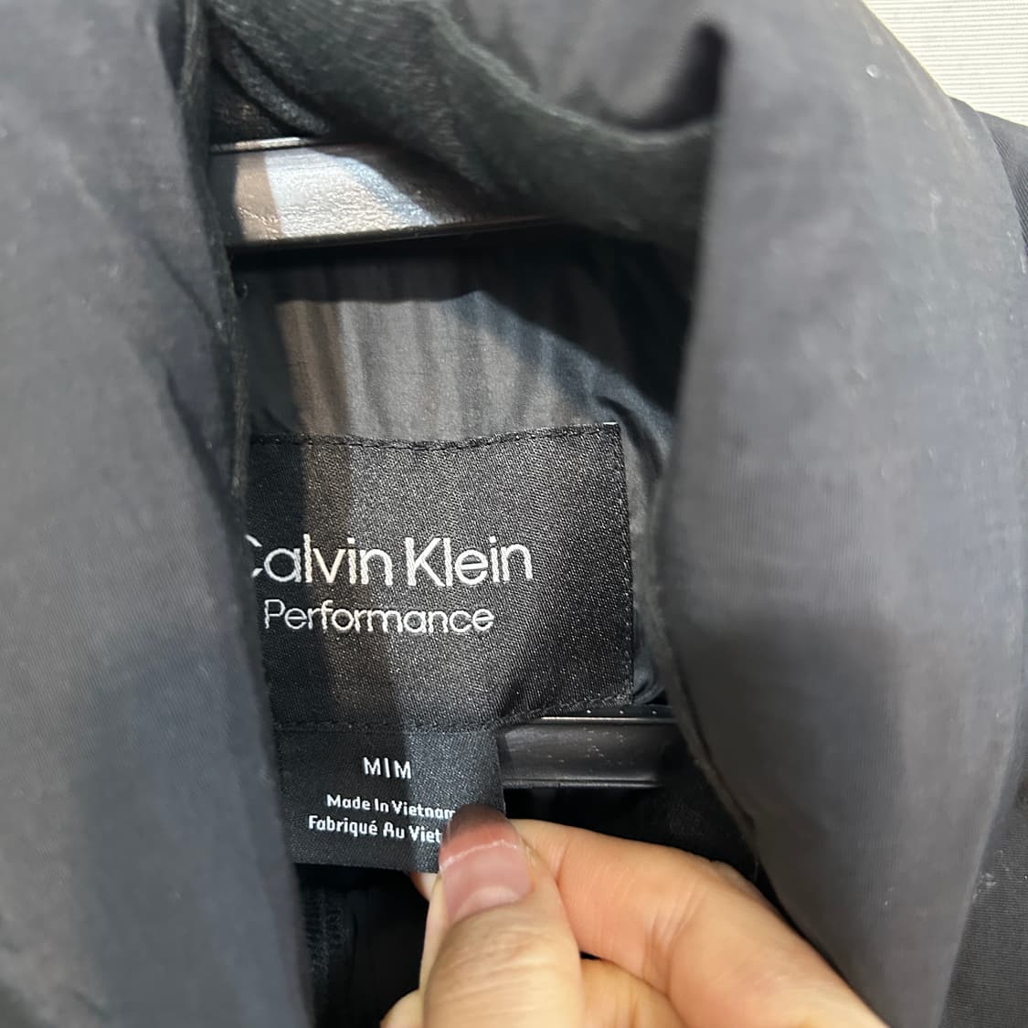 켈빈클라인 2023 남성 덕다운 패딩 M 상품이미지2