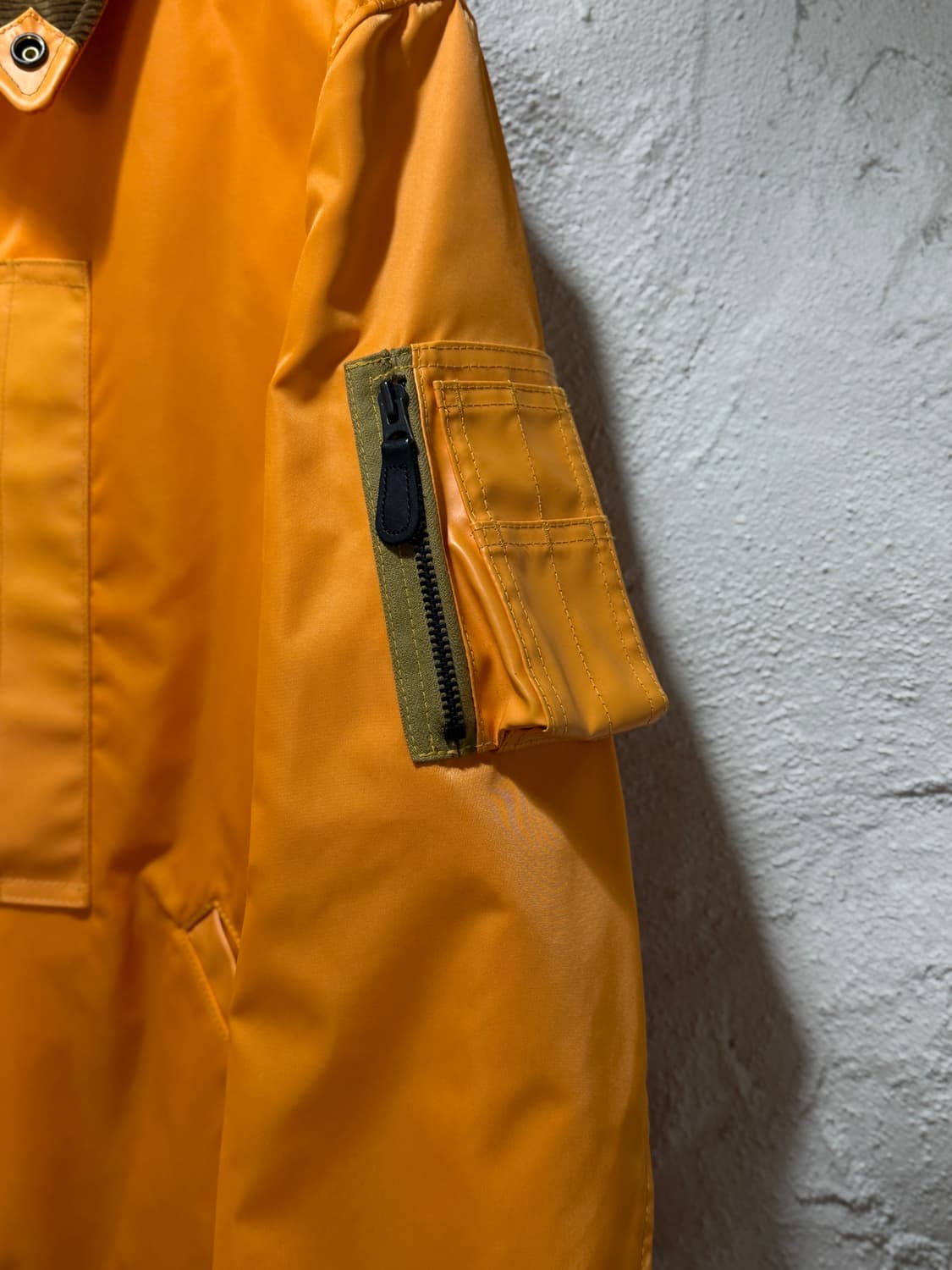 Comme des GARCONS 꼼데가르송 코듀로이 카라 나일론 트윌 재 상품이미지5