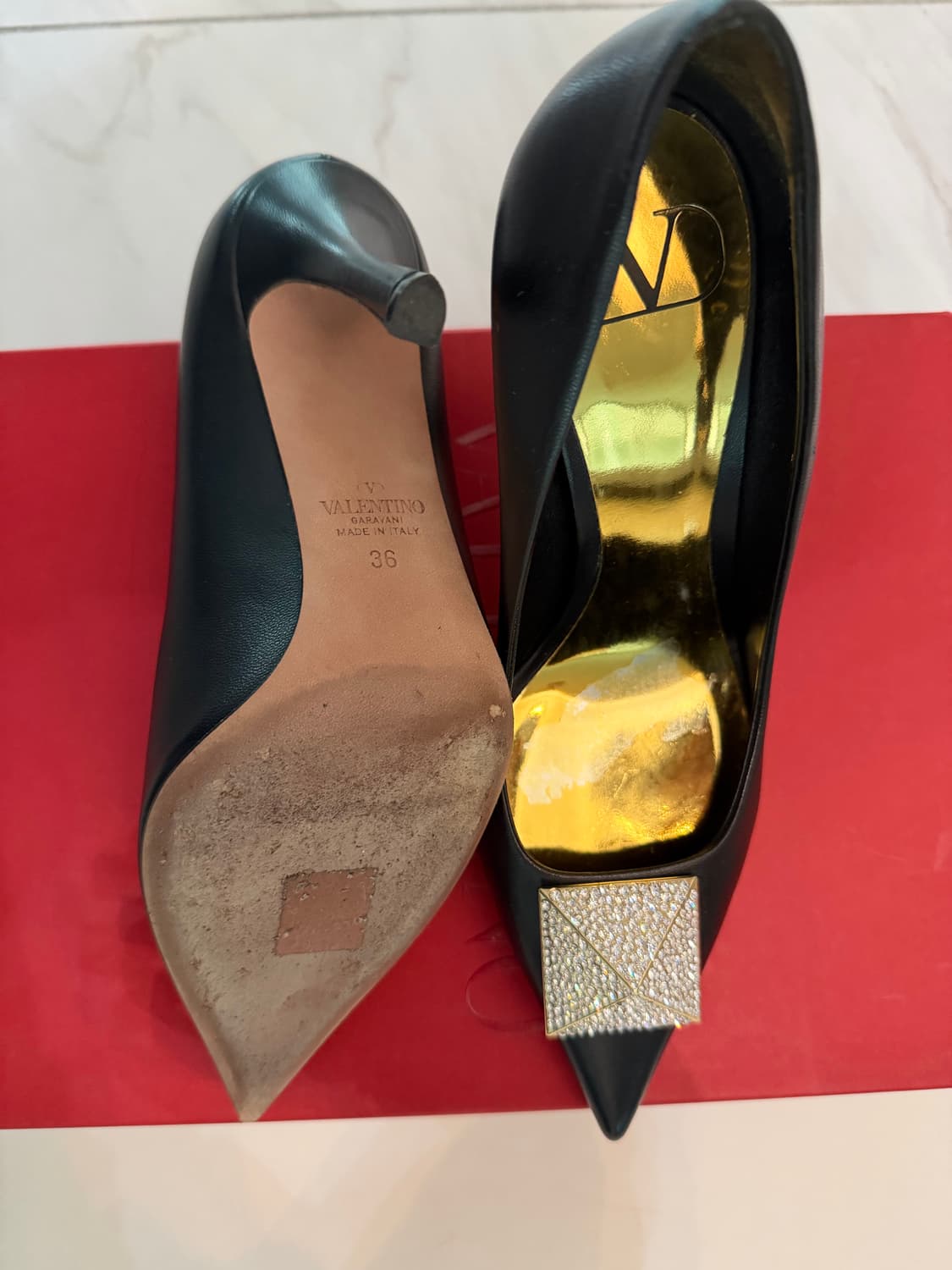 발렌티노 크리스털 가라바니 원 스터드 펌프스 36(235) 상품이미지5