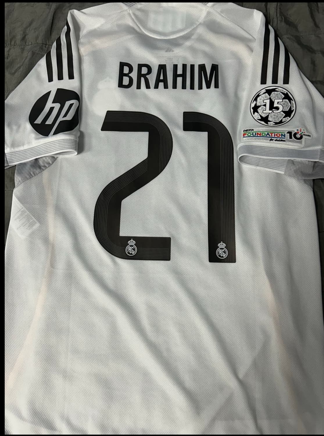 25/26 레알 마드리드 홈 어센틱 유니폼 상품이미지2