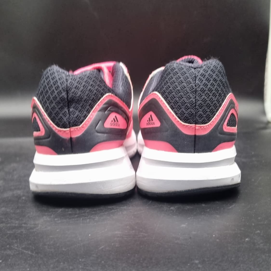 아디다스 듀라모 6 핑크 운동화250 상품이미지4