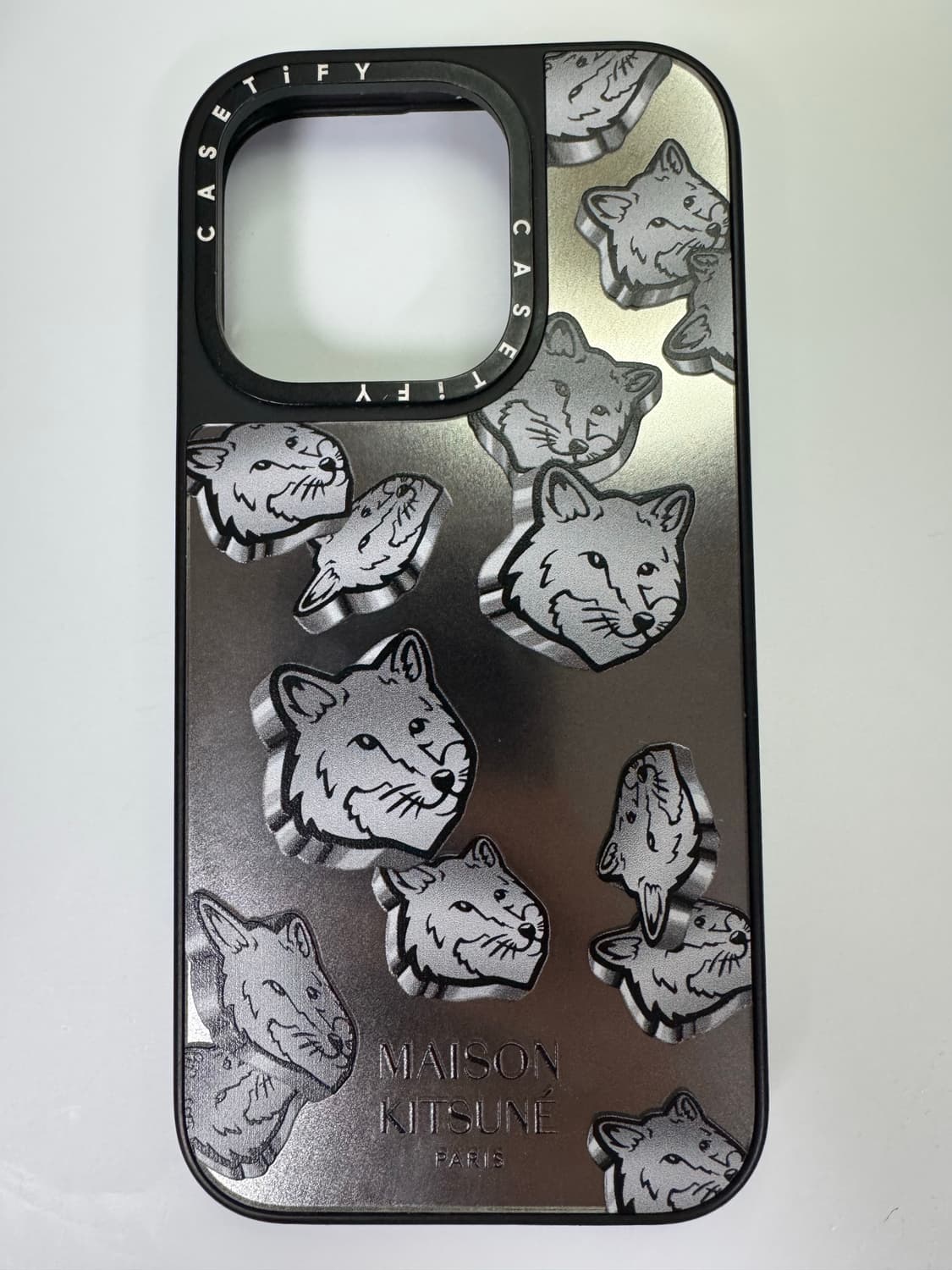 [케이스티파이] 메종키츠네 | 아이폰 15,15pro 상품이미지1