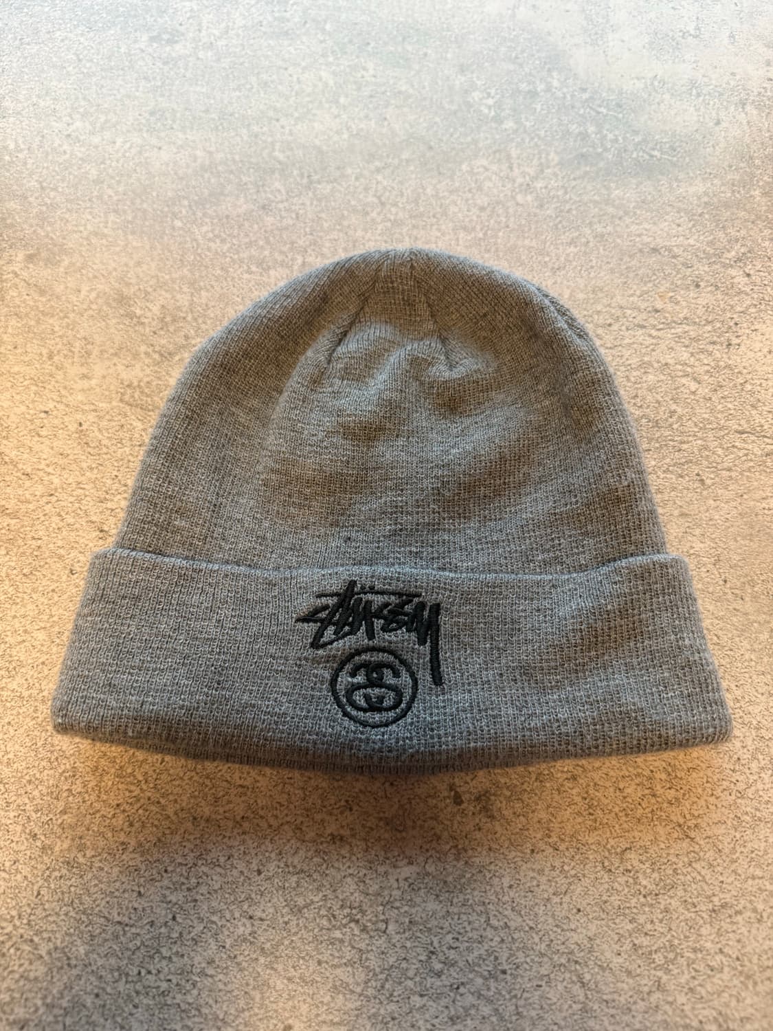 스투시 그레이 더블로고 비니 상품이미지1