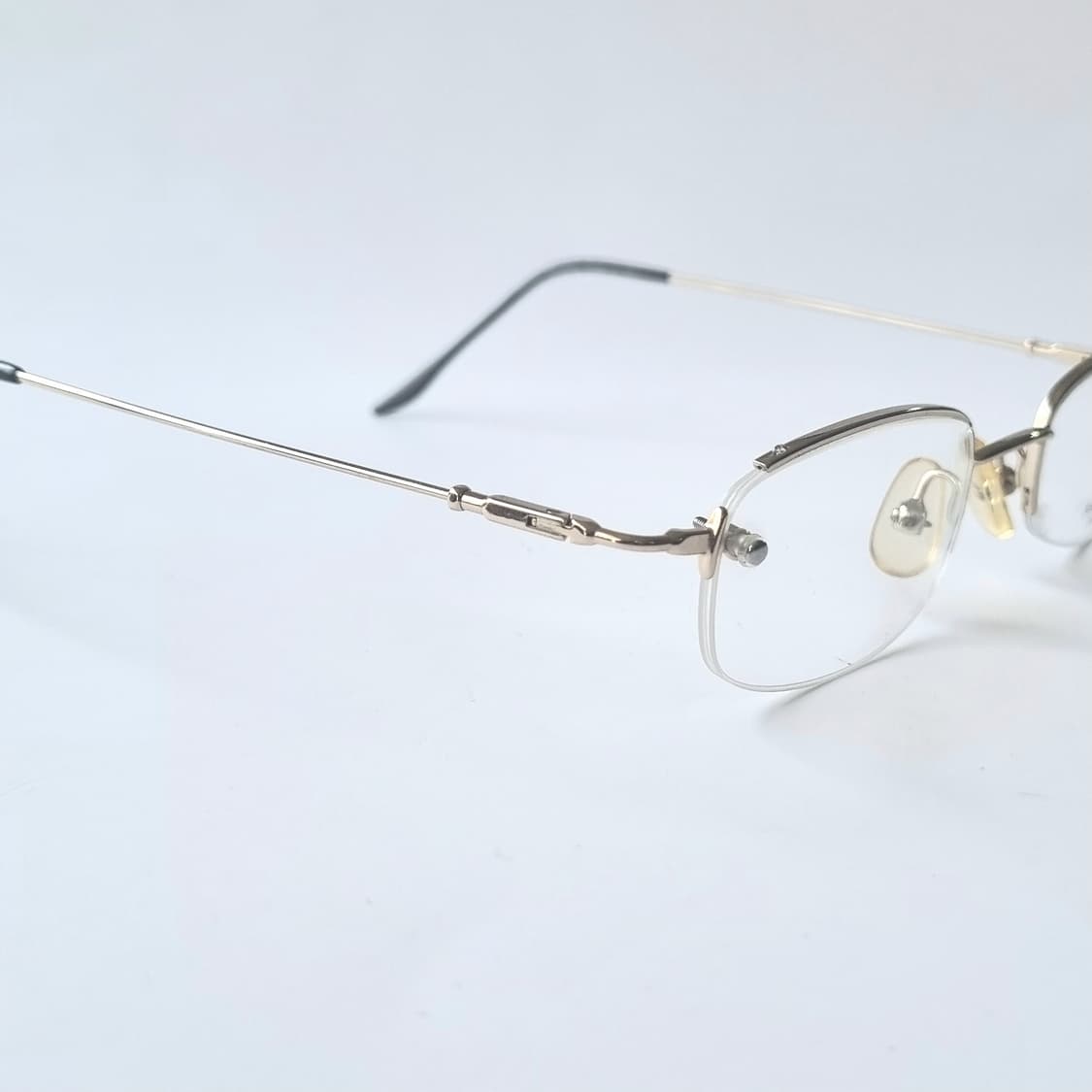 데드스탁 무테 느낌의 라운드사각 반무테 안경테  484 상품이미지7
