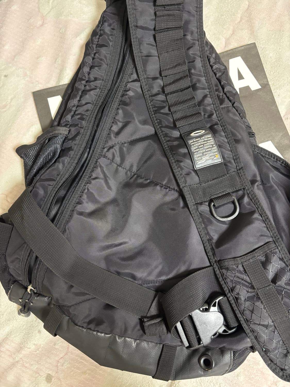 오클리 슬링백 상품이미지3