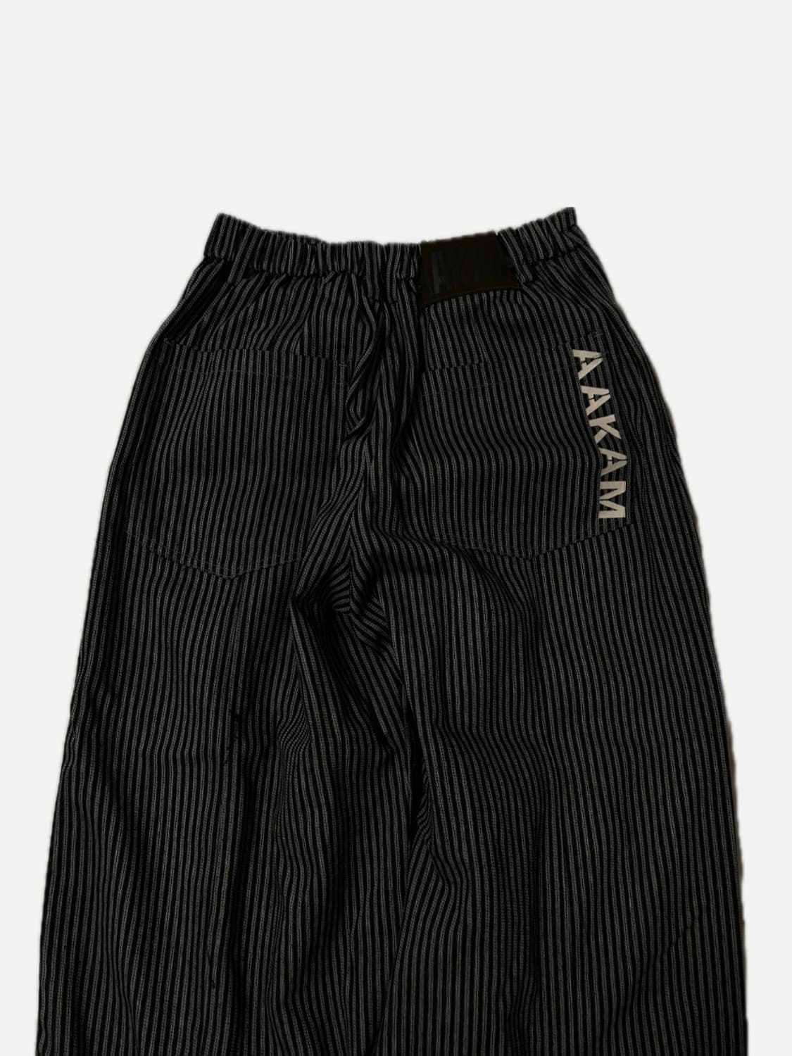 아캄 스트라이프 데님 팬츠 블랙 1사이즈 상품이미지1