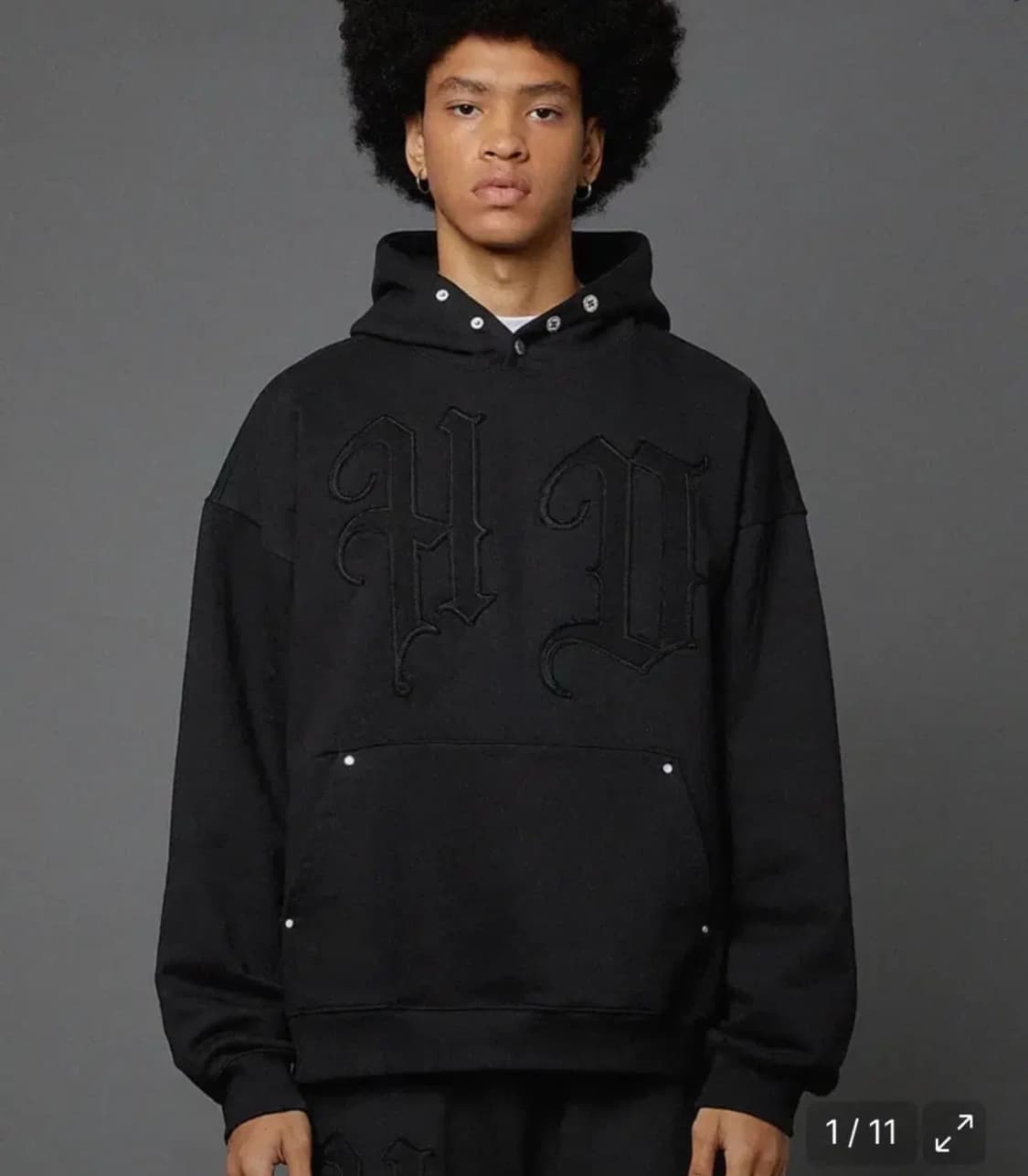 후드후드 HD 로고 아플리케 오버핏 후드 블랙 상품이미지1