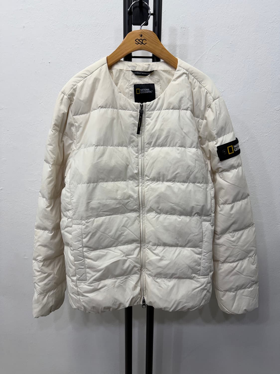 정품) 내셔널지오그래픽 여성 경량패딩 M 상품이미지1