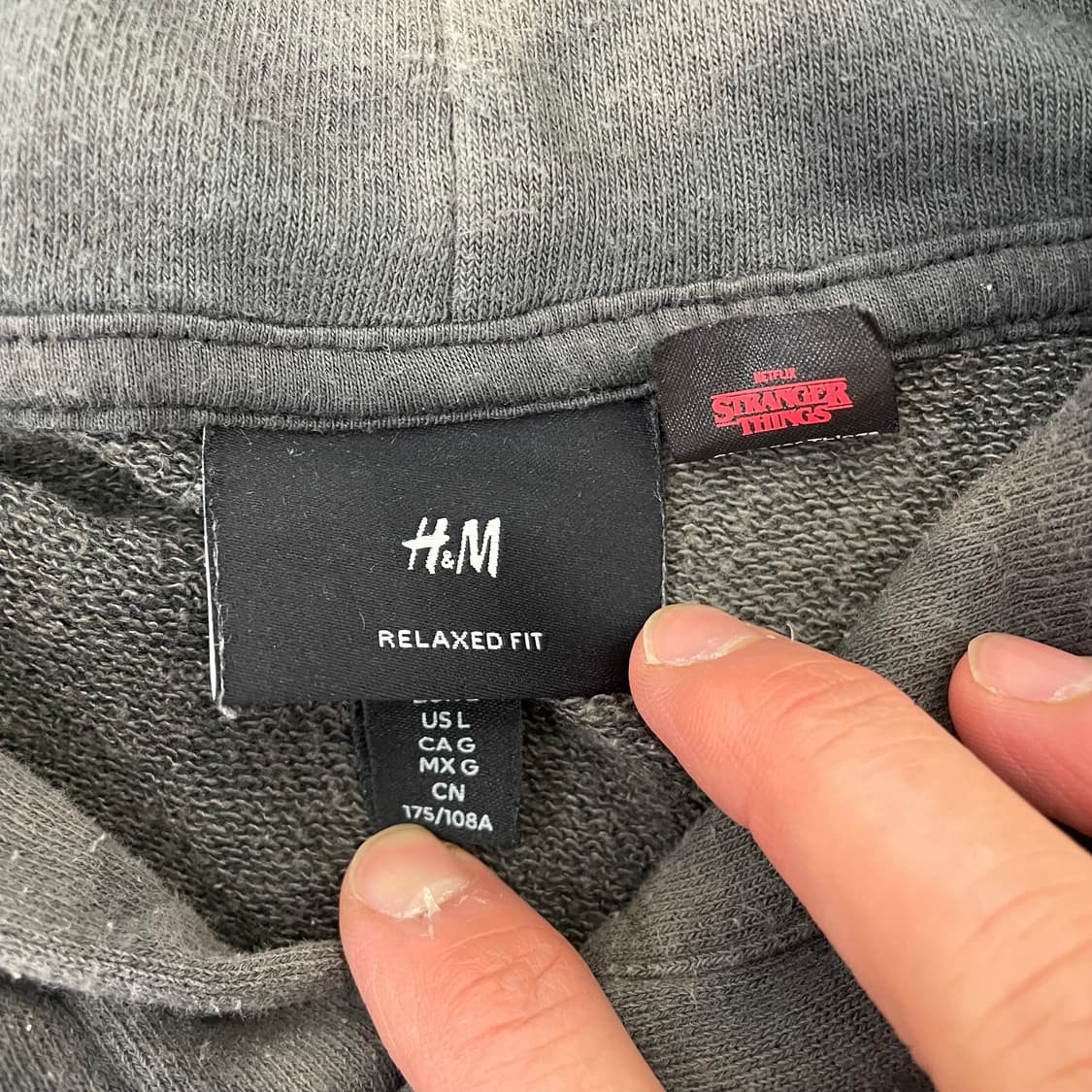 h&m 기묘한이야기 타이다이 후드티 상품이미지3