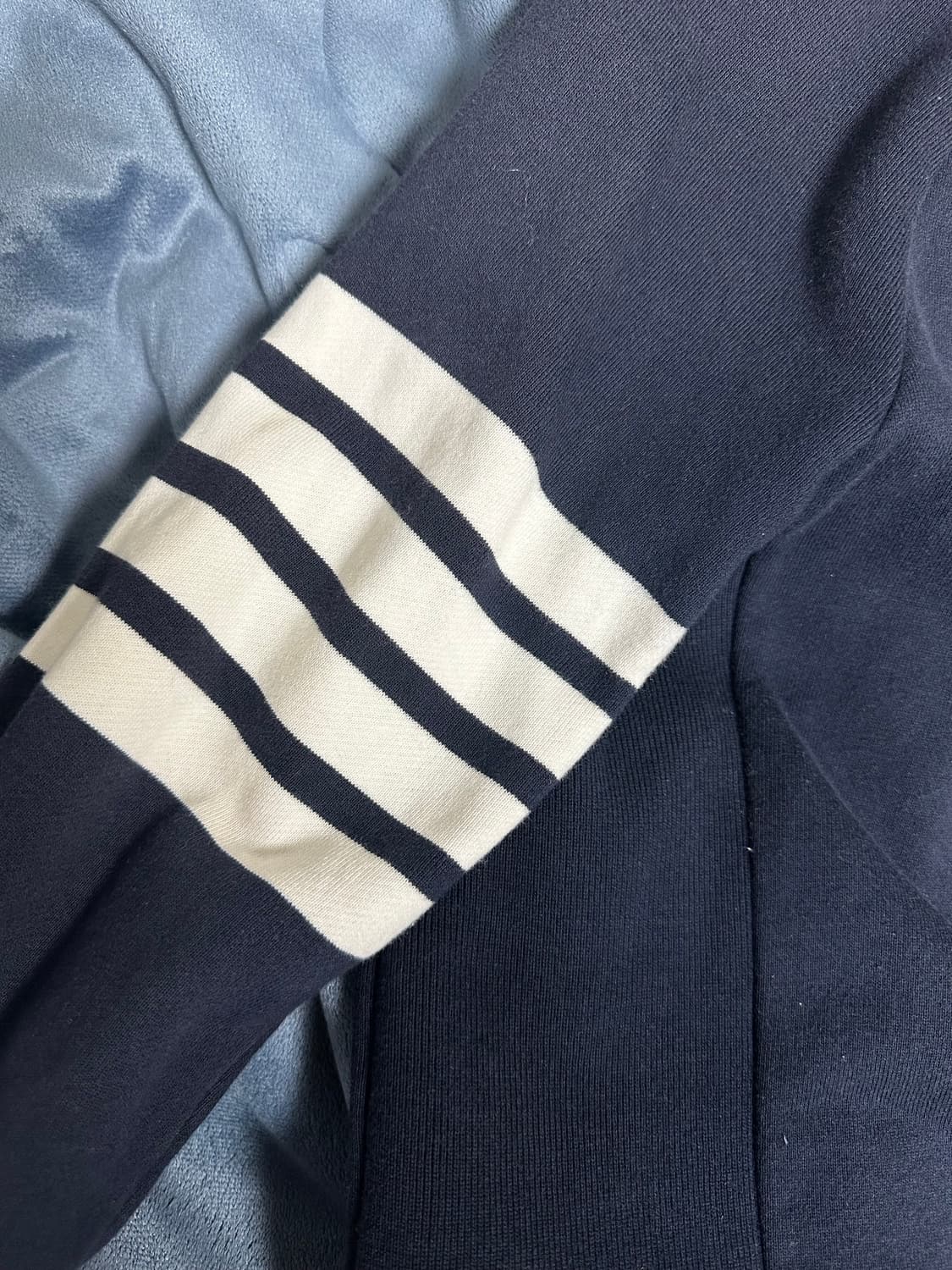 톰브라운 후드집업 네이비 3사이즈 상품이미지3