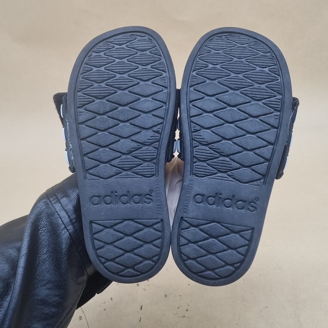 아디다스 키즈 아딜렛  슬라이드샌들 180 상품이미지3