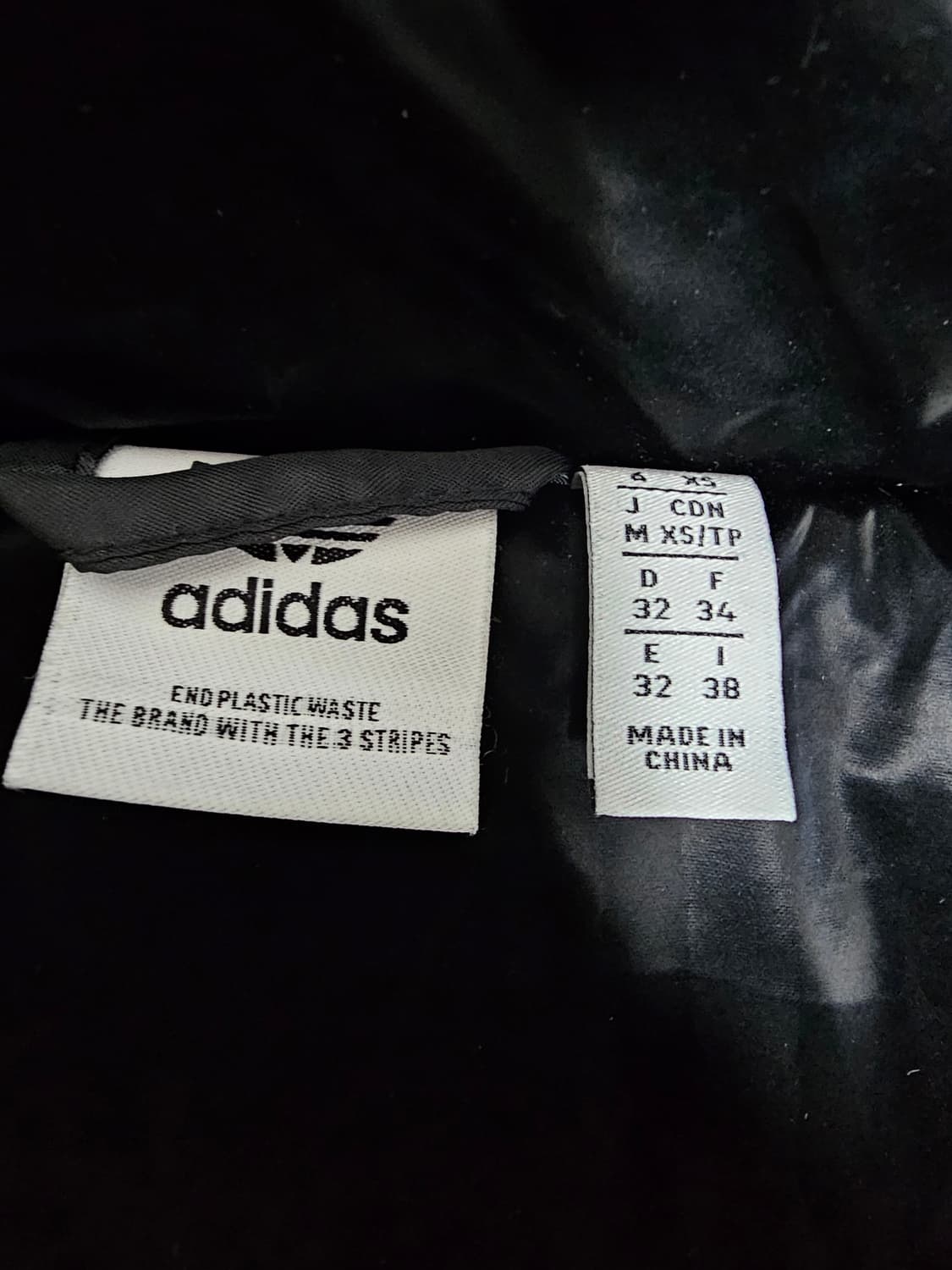 아디다스 오리지널 시크 푸퍼 숏패딩 M 상품이미지4