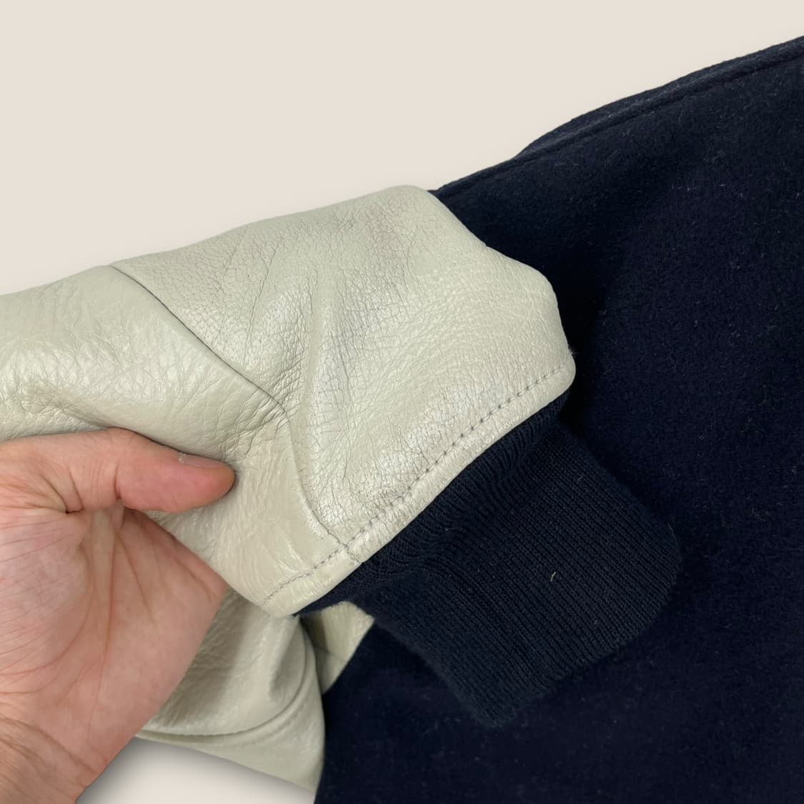 아비렉스 로고 바시티자켓 상품이미지5