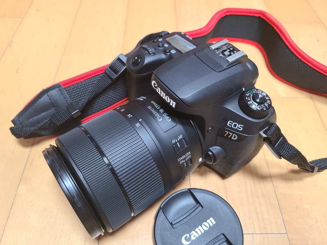 캐논 77d + 18 135 usm 2천컷 미만, 바로 사용 직거래 네고 상품이미지1