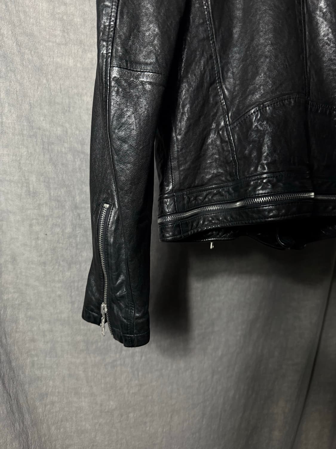 Multi Zip Asymmetric Lambskin Jacket  상품이미지6