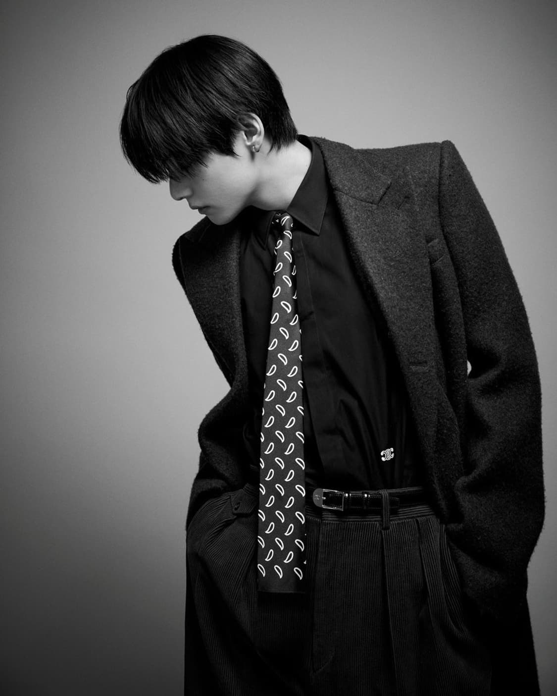 [BTS 뷔님 착용] 셀린느 26ss 트리옴페 인버티드 셔츠 상품이미지1