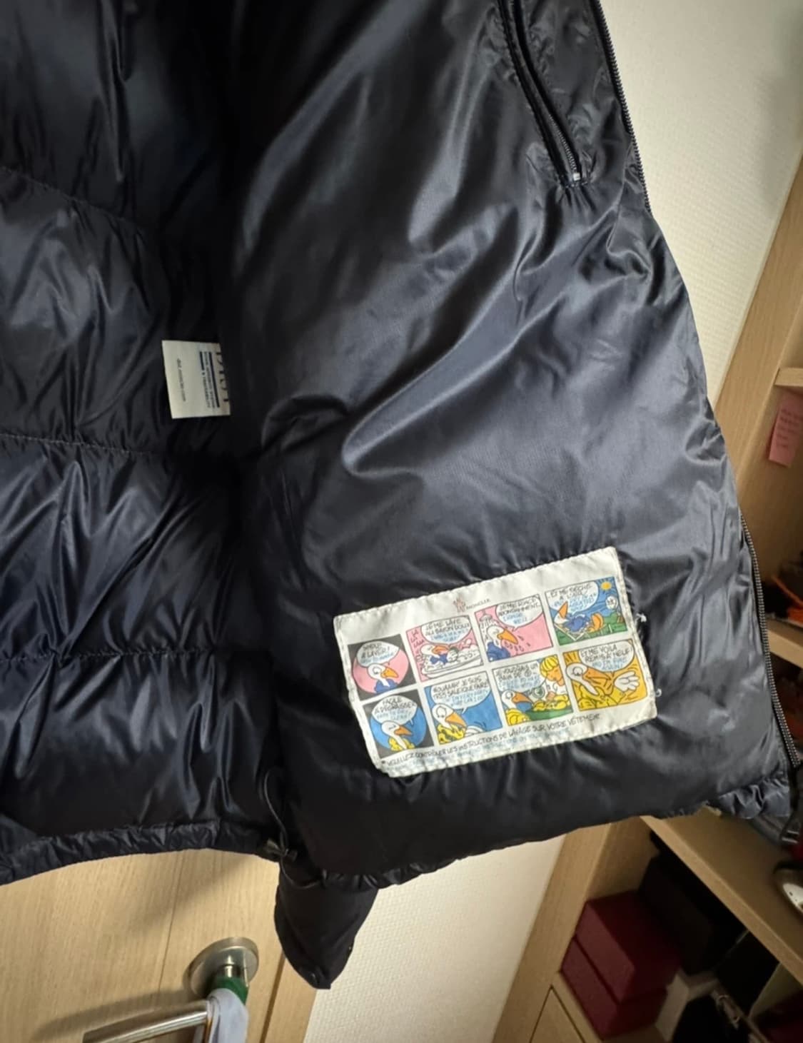 몽클레어 퍼플리어 패딩 4사이즈(105) 상태 극상 상품이미지4