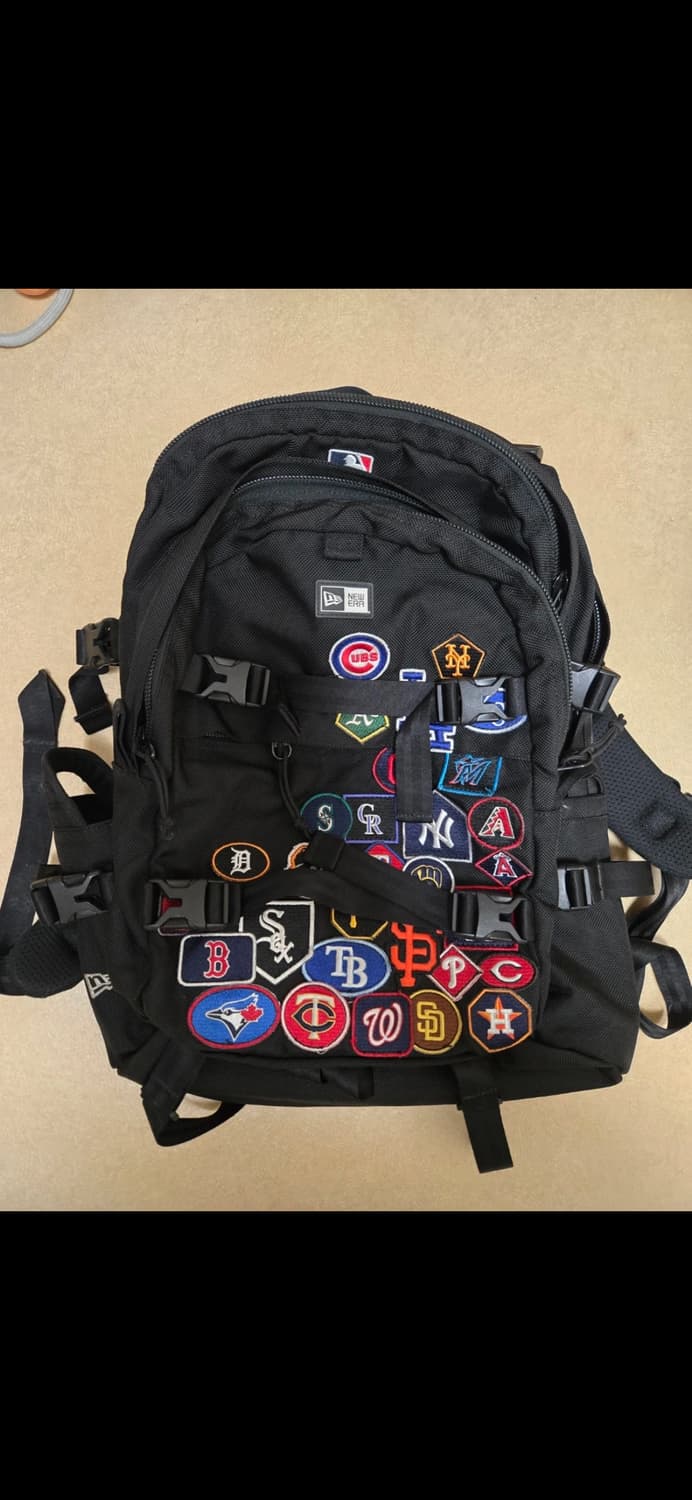 MLB 올오버 캐리어 백팩 블랙 상품이미지1