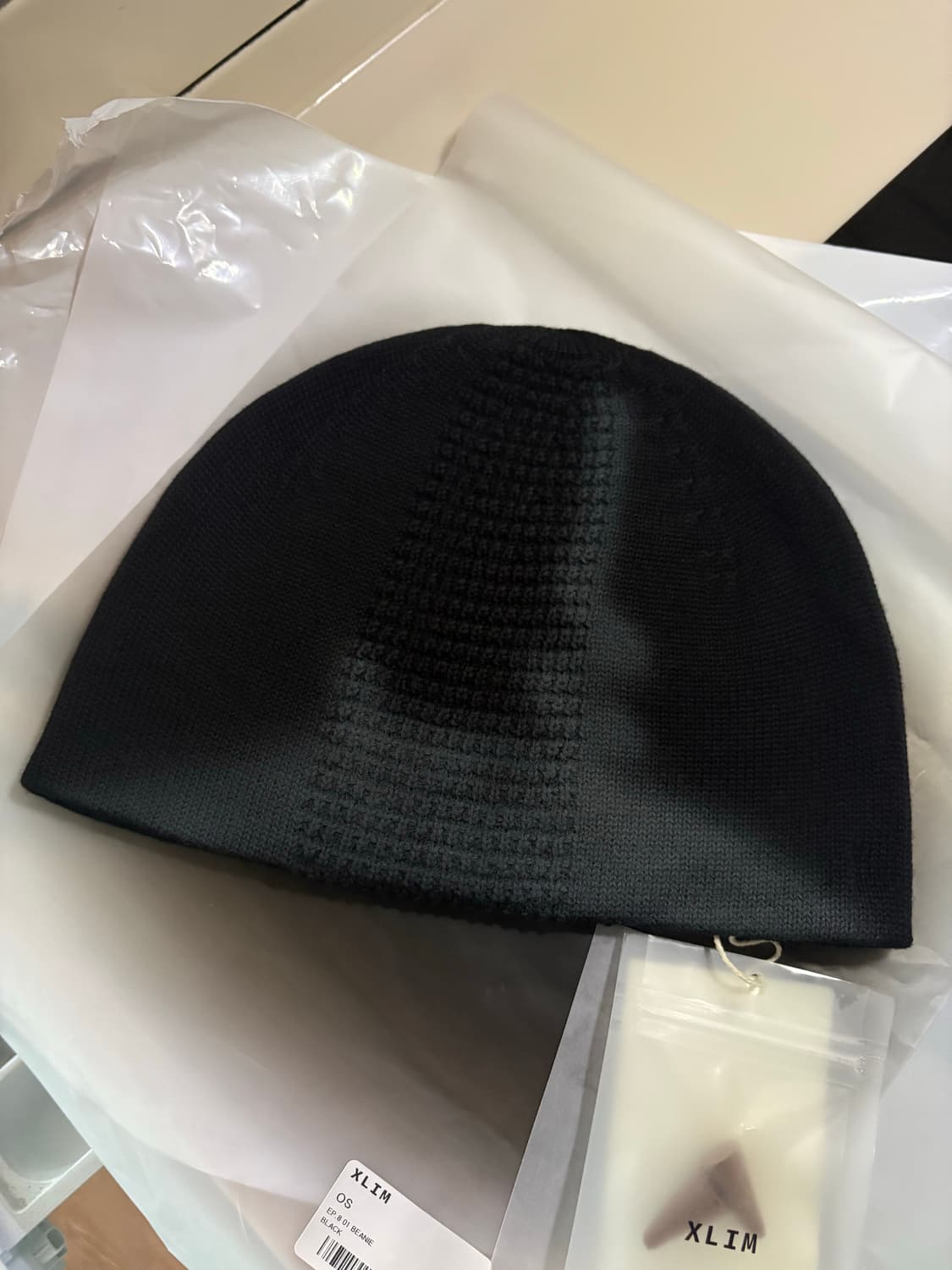 Xlim ep.8 비니 상품이미지1