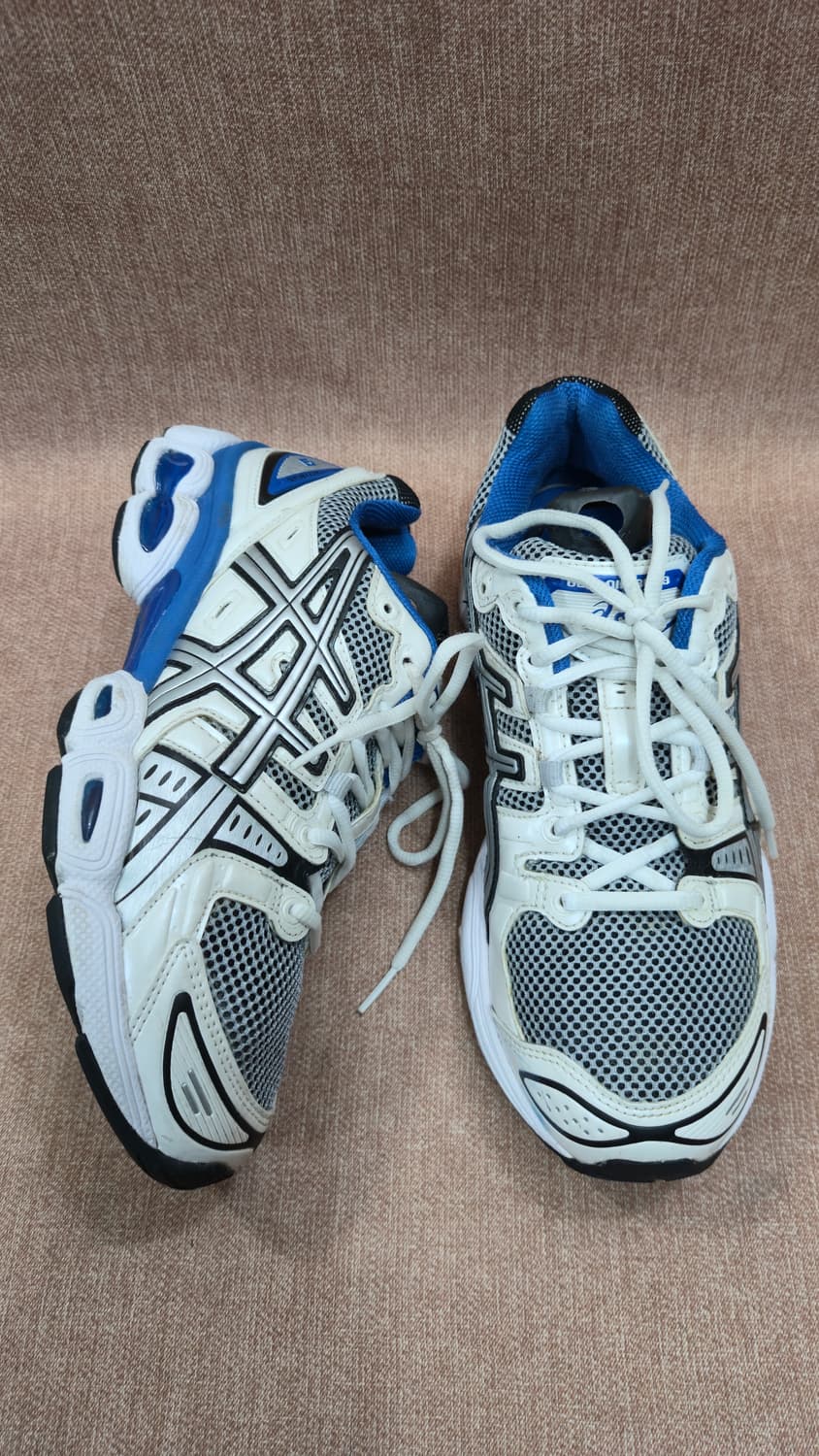 아식스 270mm- 젤-님버스 9 화이트 레이크 드라이브 상품이미지1